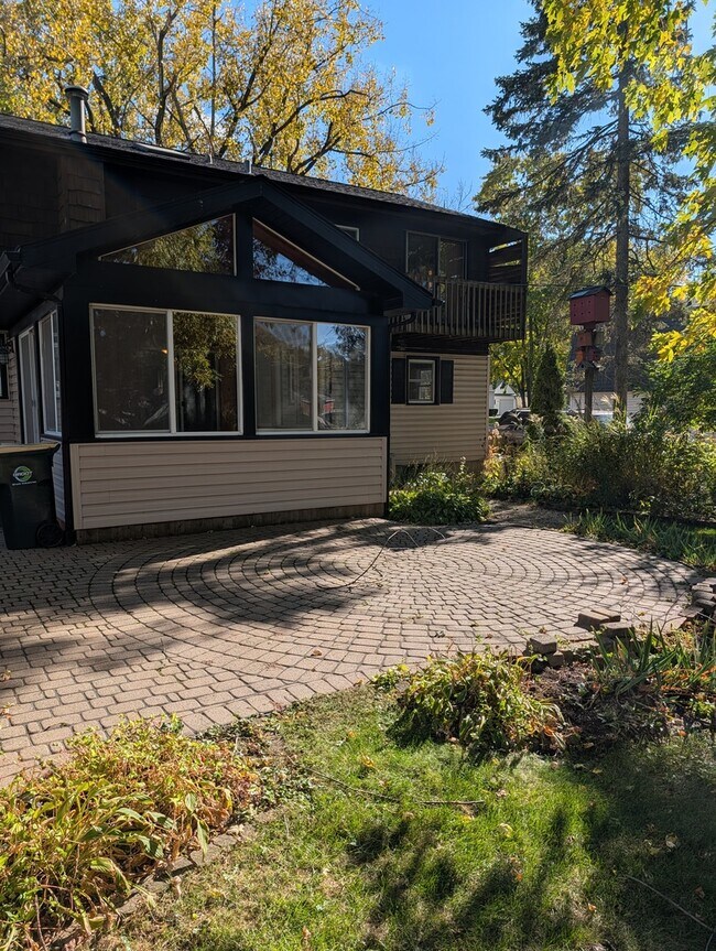 Photo - 342 Sunrise Ave