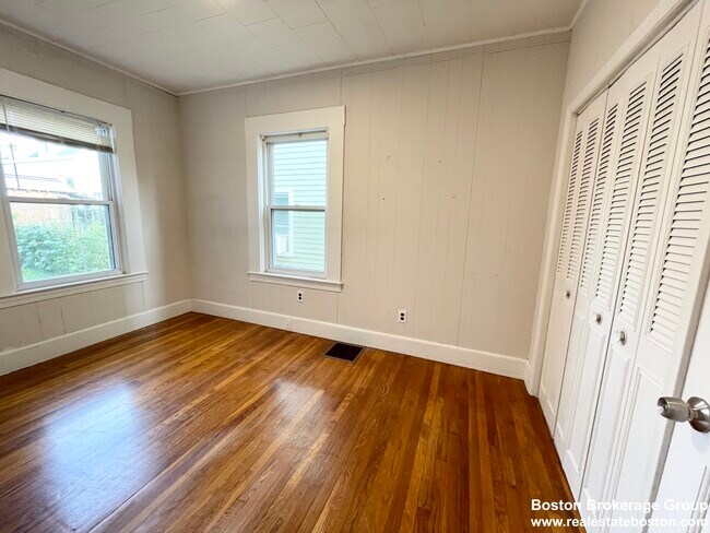 Photo - 122 Buttonwood St Unit 1