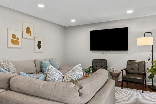 Photo - 8254 Mary Ann Ave Unit SI ID1032360P