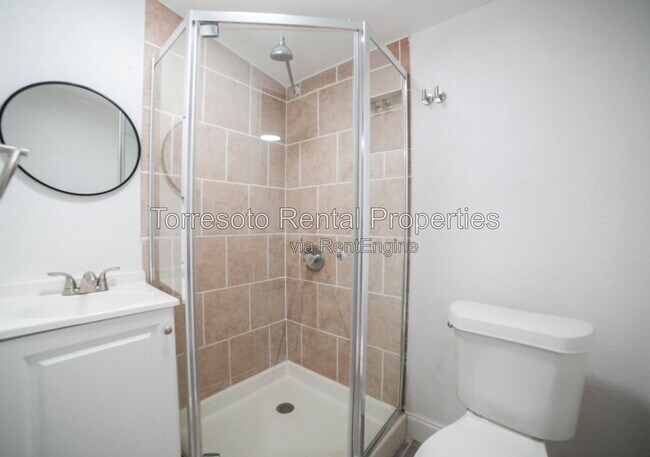 Photo - 2006 Virginia Blvd Unit B