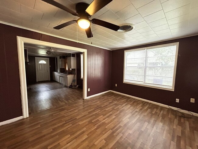 Photo - 1807 W 27th Ave