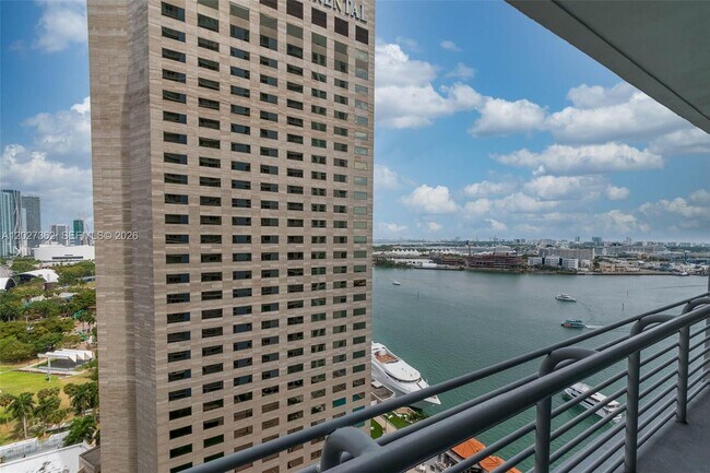 Photo - 335 S Biscayne Blvd Unit 2402