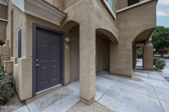 Photo - 4644 N 22nd St Unit 2142