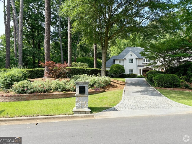 Building Photo - 785 Weatherly Ln NW Rental