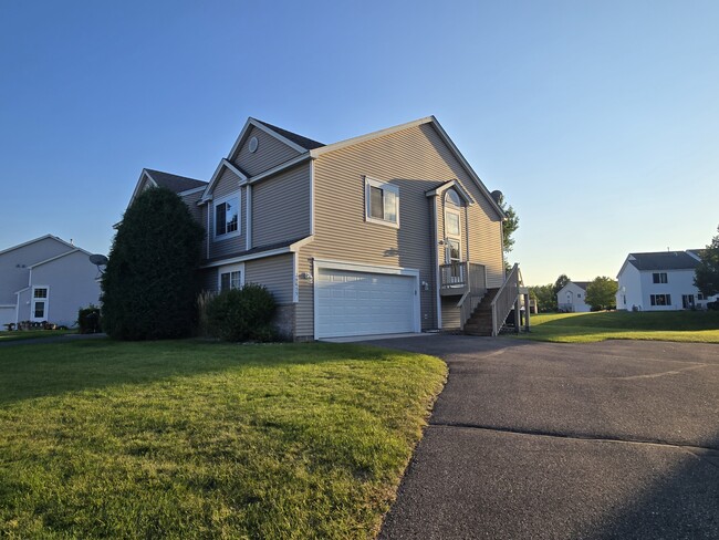 Building Photo - 15655 Finch Ave Rental