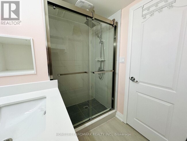 Photo - 38 Howarth Ave