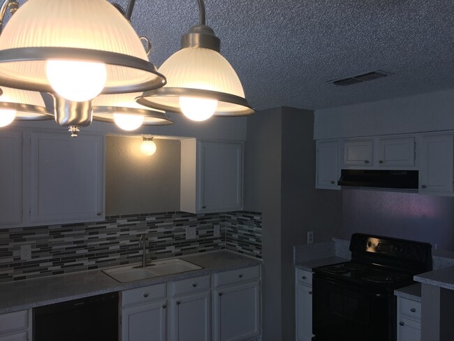 Photo - Hazelwood Apartments