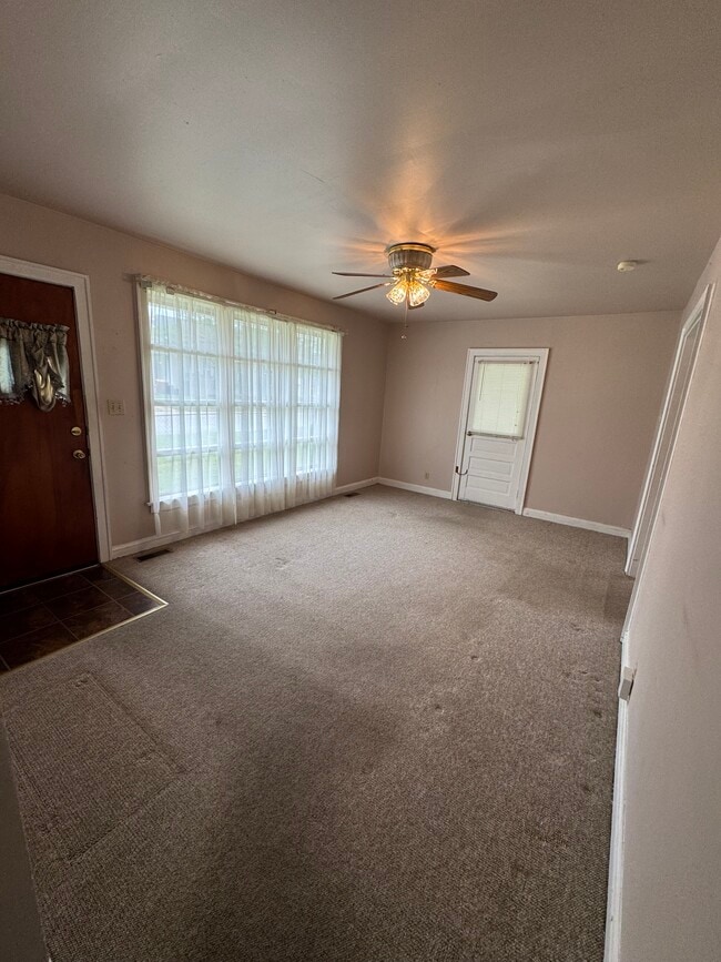 Photo - 156 Spring St