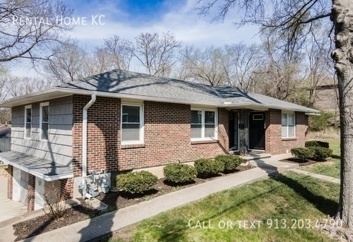 Building Photo - 942 S 57th St