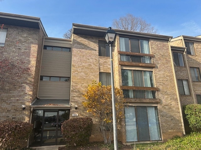 Building Photo - 10596 Twin Rivers Rd