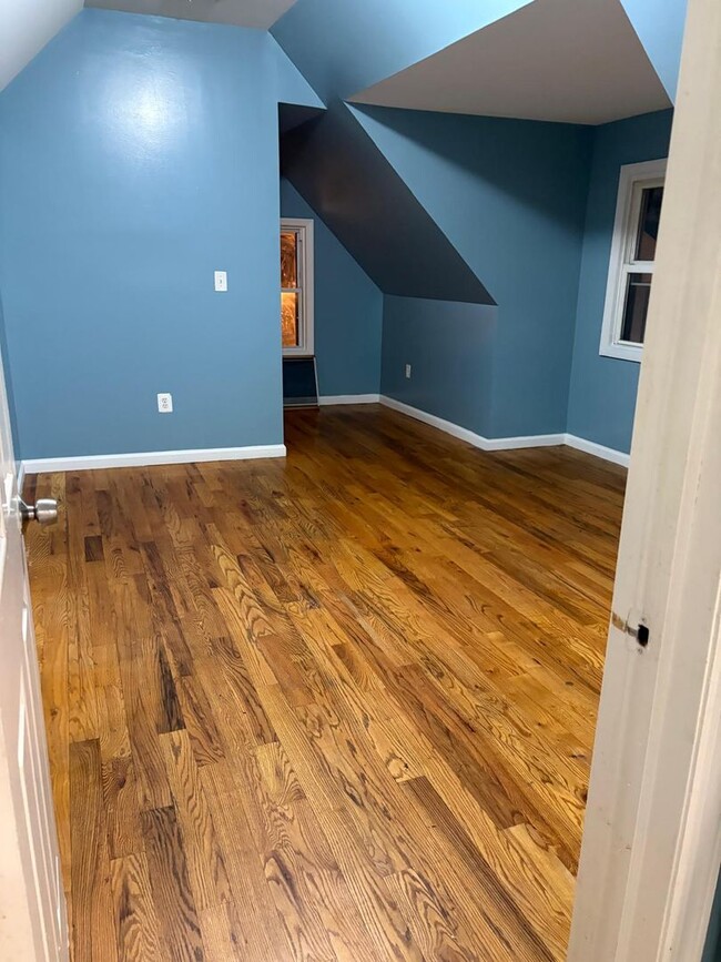 Photo - 42 Fabyan Pl Unit Apt 3