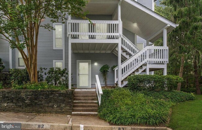 Building Photo - 12070 Cardamom Dr Unit 12070 Rental