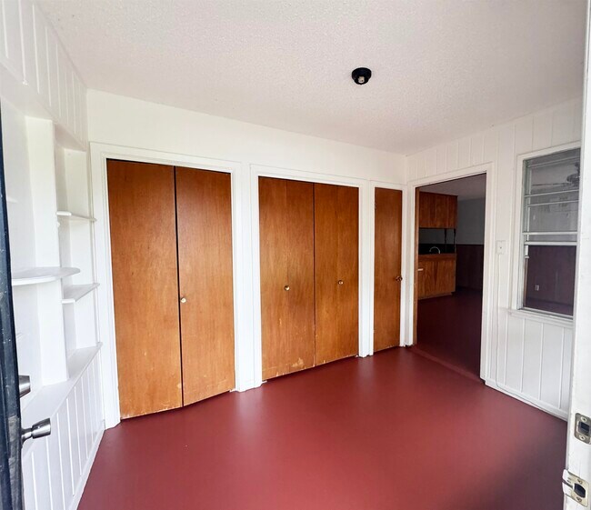Photo - 132 Lake Breeze Dr