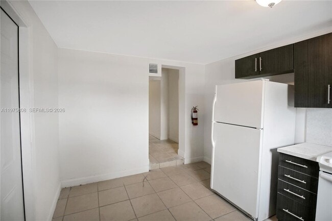 Photo - 1160 W 26th Ct