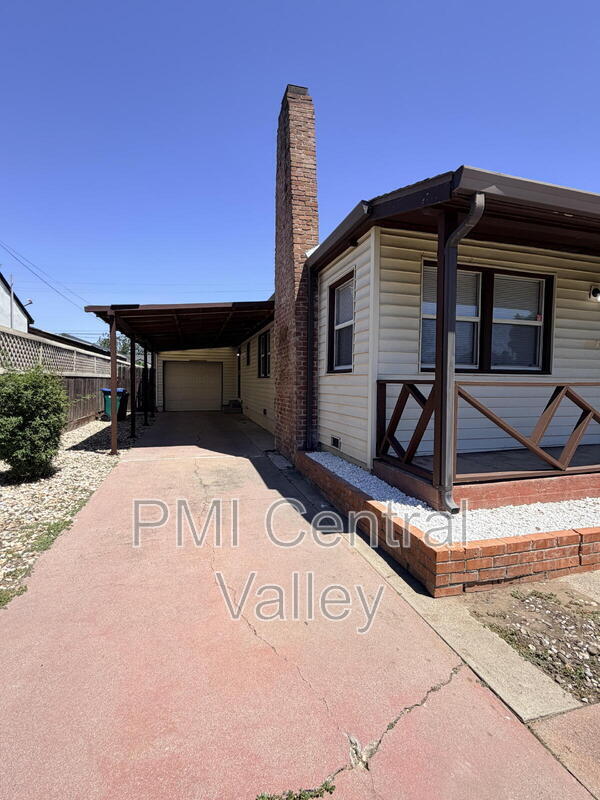 Photo - 3520 San Mateo Ave