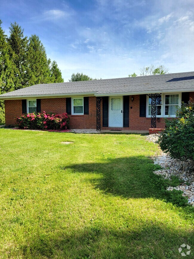 Building Photo - 15621 Broadfording Rd Rental