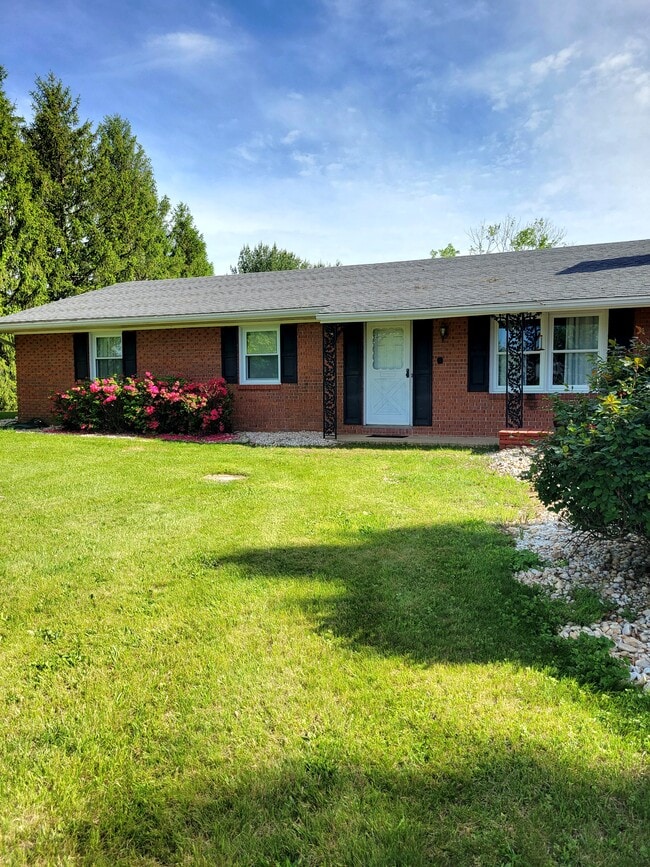 Photo - 15621 Broadfording Rd House