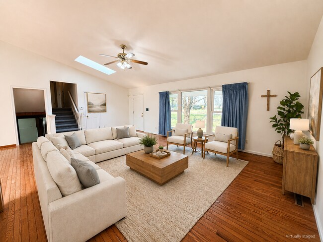 Photo - Luxury Living in Auburn
