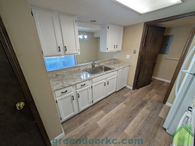 Photo - 16510 W 141st St