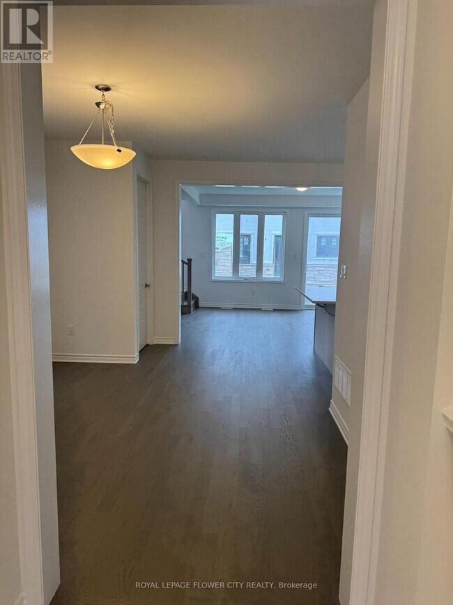 Photo - 1488 Melville Bonus Cres