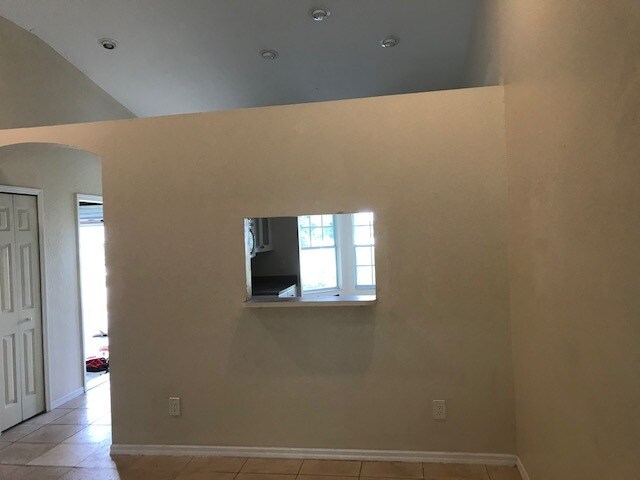 Photo - 505 SE 6th Pl