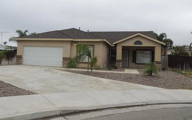 Building Photo - 43592 Yukon Ct
