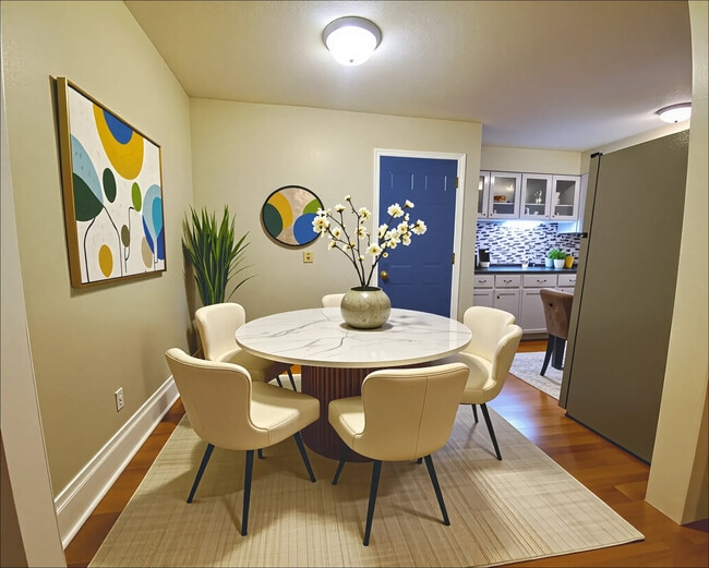 Photo - 1209 Pine St Unit 1209 Pine Apt #2