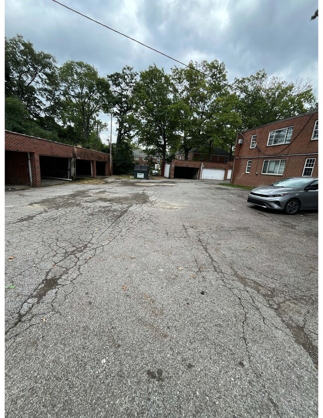 Photo - 1950 Nelawood Rd Unit 75-201