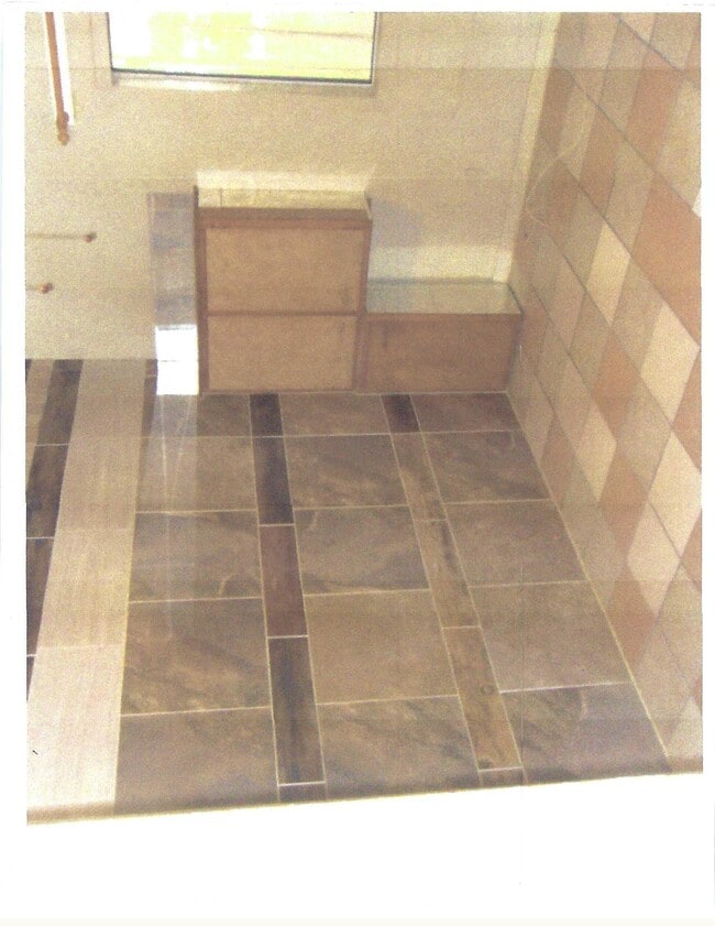 Photo - 1003 E Bridger Ave