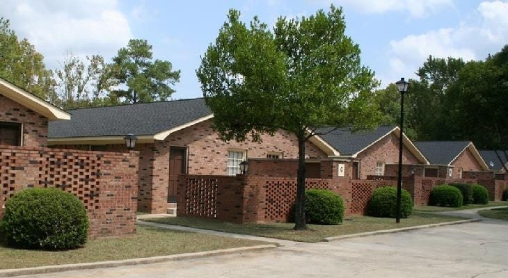 Timberlane Apartments - Timberlane Apartments
