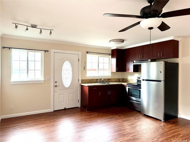 Photo - 2 bedroom, 1 bath in Kaimuki!