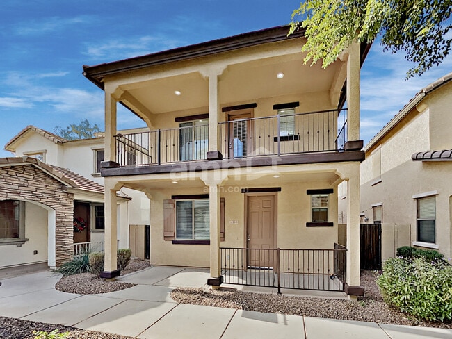 Building Photo - 3843 E Santa Fe Ln