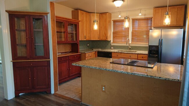 Kitchen - 223 Meredith St