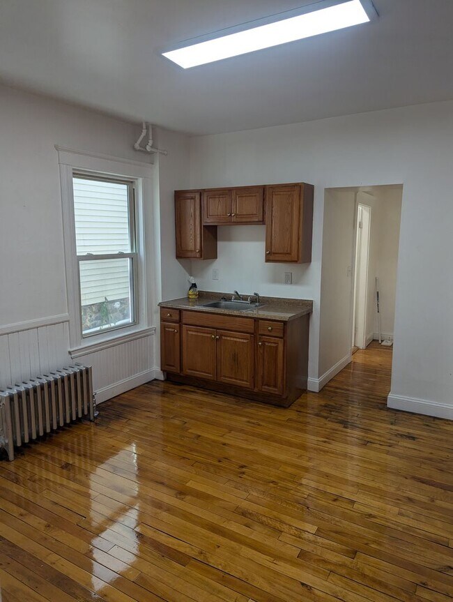 Photo - 545 Revere St Unidad 1R