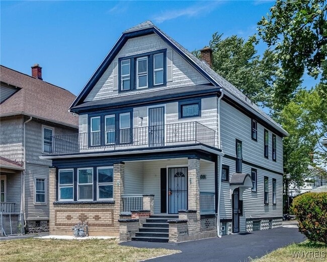 Building Photo - 266 Lasalle Ave