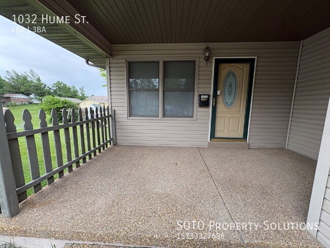 Photo - 1032 Hume St