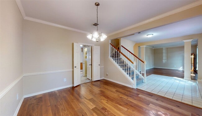 Photo - 2810 White Oak Ln