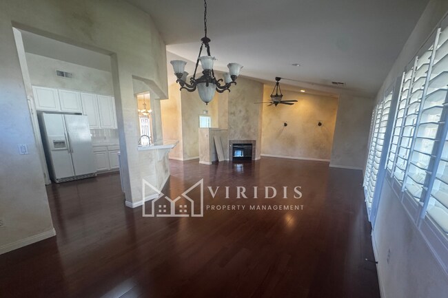 Photo - 9800 Cabbage Rose Ave