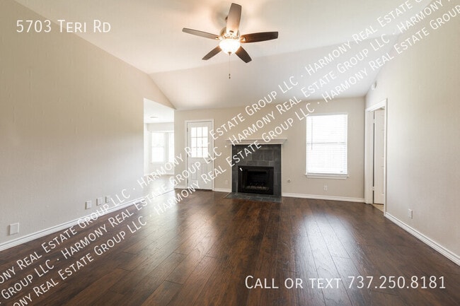 Photo - 5703 Teri Rd