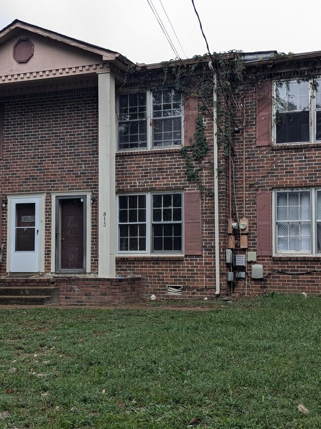 Photo - 813 Holder Ct