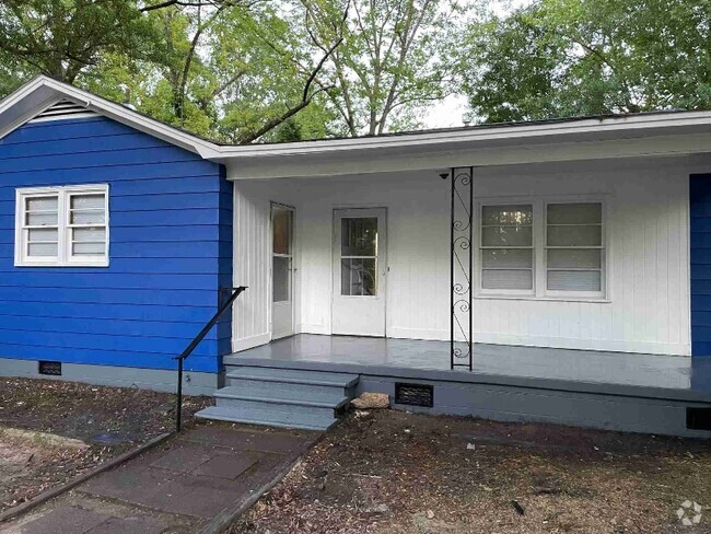 Building Photo - 916 Northside Dr Rental