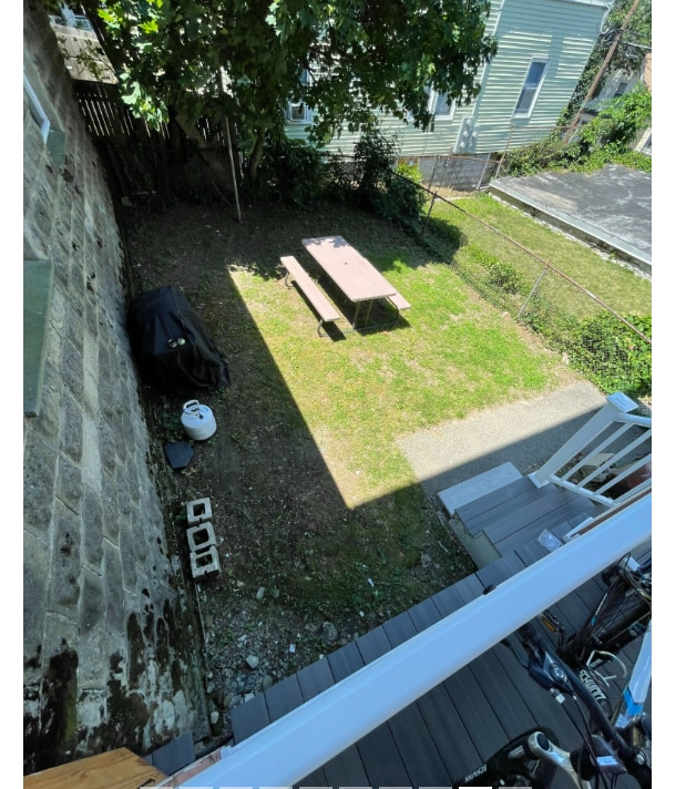 Photo - 18 Bond St Unit 1