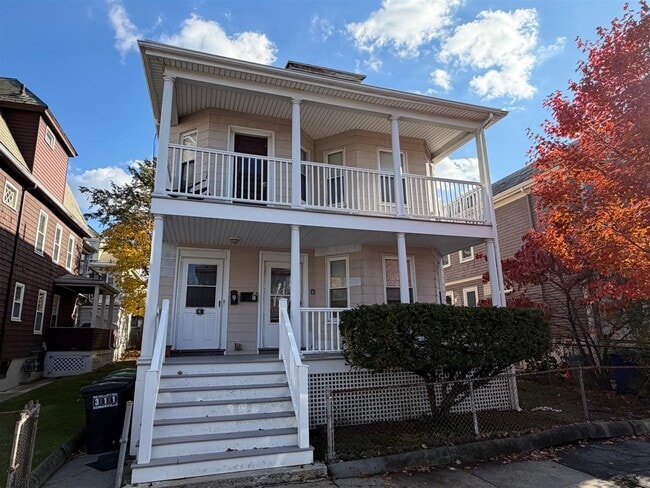 Building Photo - 41 Michigan Ave Unit 1