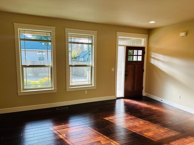 Photo - Beautiful Custom Felida Home