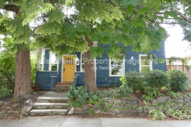 Building Photo - 1531 NW 62nd St Rental