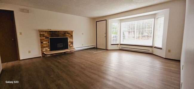 Photo - Puyallup 2bed/1.5 bath Duplex