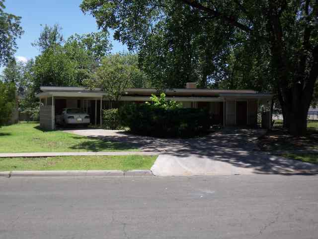 E Third Apts - E Third Apts Unit 702-A (077)