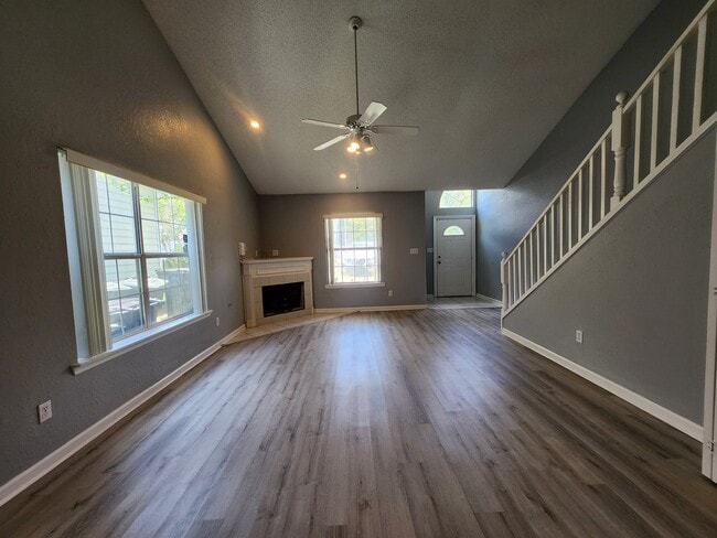 Photo - 3468 Daylily Ln