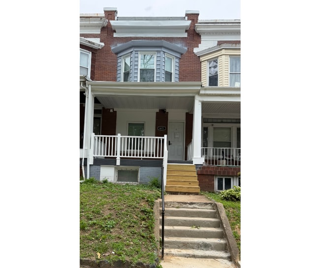 Building Photo - 615 N Rosedale-2C AVAILABLE $800 W/BATH 2C Unit 2C AVAILABLE $800 W/BATH 2C