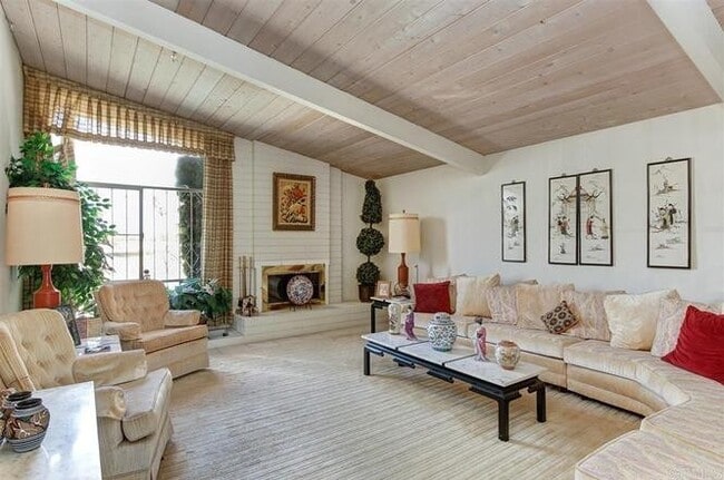 Photo - 5265 Hewlett Dr